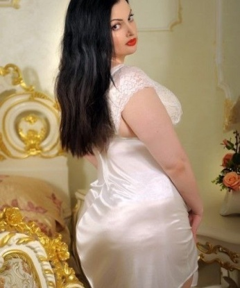 Я развратная индивидуалка, готовая исполнить все твои желания. Волшебные руки и горячее тело ждут тебя. У меня есть опыт, чтобы доставить тебе незабываемое удовольствие. Разнообразие услуг на любой вкус: классический секс, минет, эротический массаж и многое другое. Умею создать непринужденную и приятную обстановку. В Москве я считаю дни, пока не услышу твой звонок. Доверься мне и ты не пожалеешь. Жду тебя! 😘 248, 38 лет